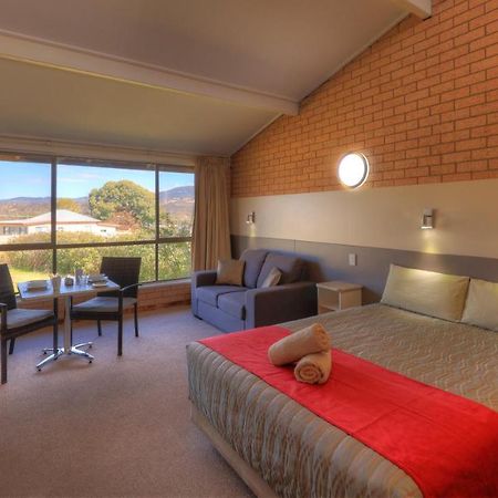 Tenterfield Motor Inn Екстериор снимка