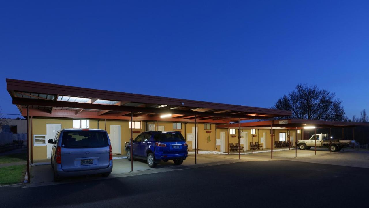 Tenterfield Motor Inn Екстериор снимка